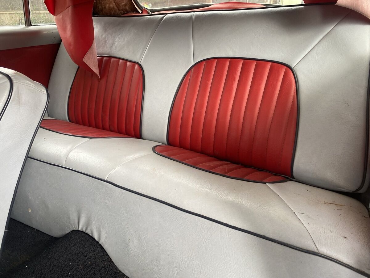 1951 Ford Deluxe - photo 11
