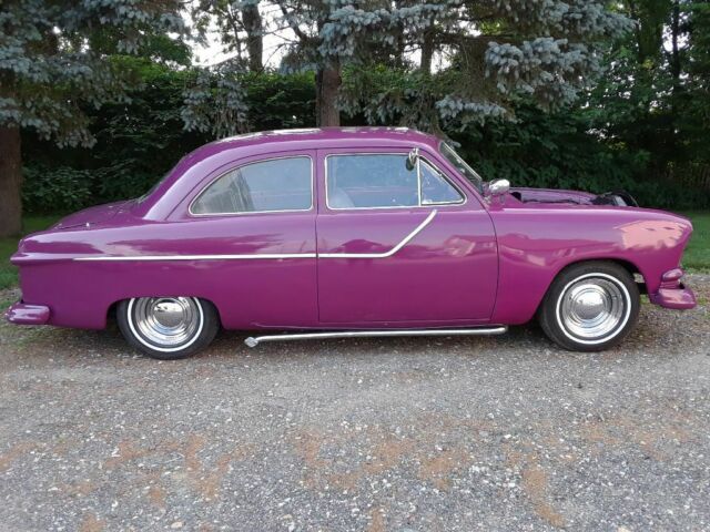 1951 Ford Deluxe Two door sedan - photo 4