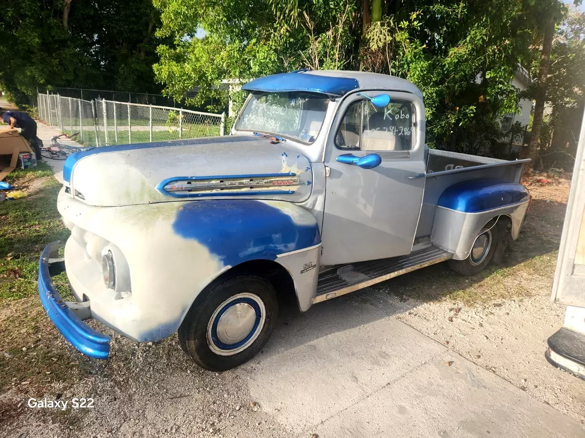 1951 Ford F1 Pickup that was once a show truck! Runs strong, 5.0 V8 easy restore 1951 Ford 1-Series Short Bed Pickup 5.0 V8!