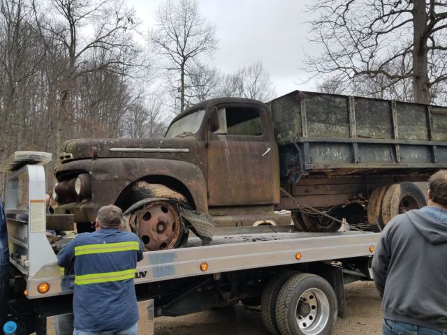1951 Ford F5 - photo 2