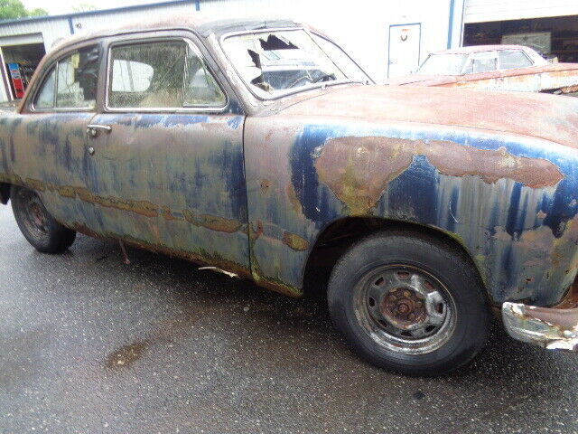 1951 Ford Deluxe - photo 2