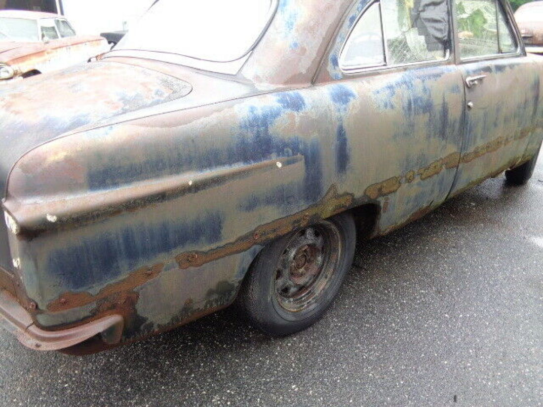 1951 Ford Deluxe - photo 3