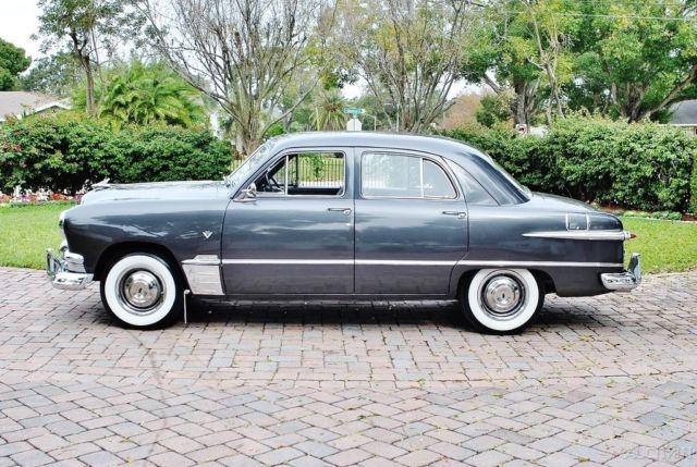 1951 Ford Custom Shoebox Sedan, 239cid V8, Beautiful Chrome & Brigh - photo 5