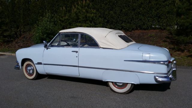 1951 Ford Fairlane - photo 2