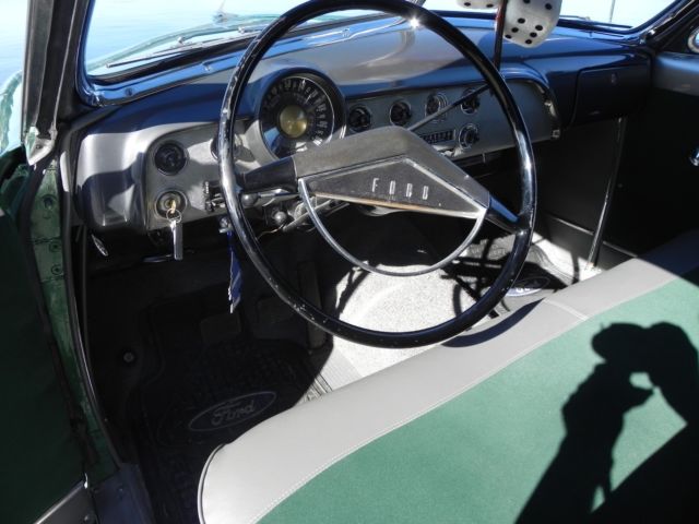 1951 Ford Victoria - photo 3
