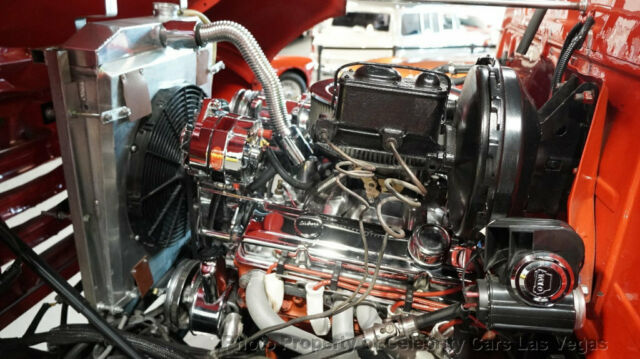 1951 GMC 3100 resto mod stepside lifted 4x4 - photo 3