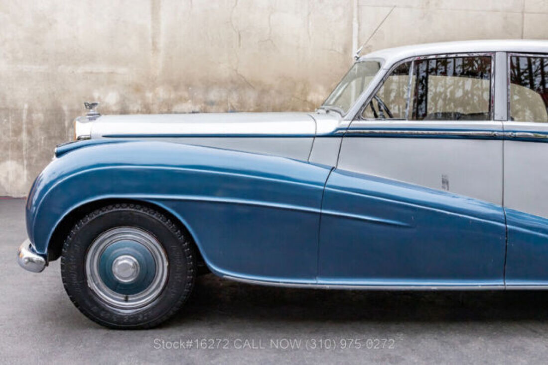 1951 Bentley Mark VI H.J. Mulliner Saloon - photo 13