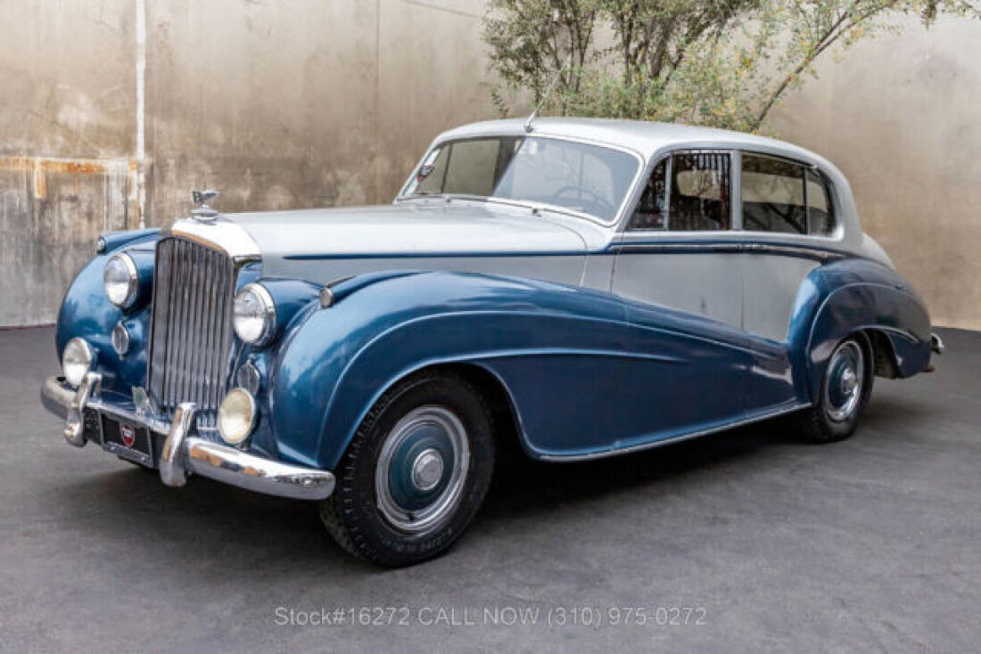1951 Bentley Mark VI H.J. Mulliner Saloon - photo 9