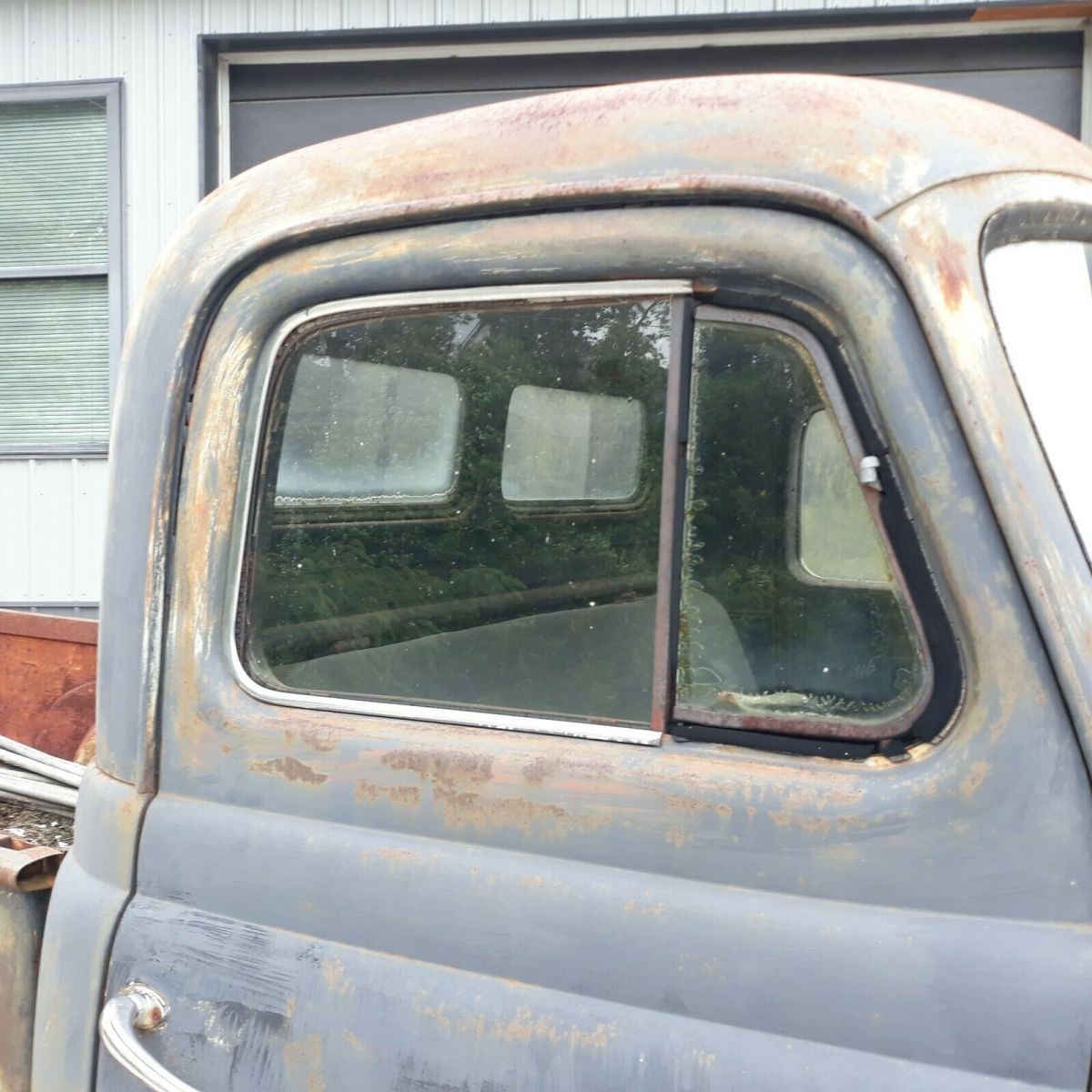 1951 International Harvester L110 l-110 - photo 3