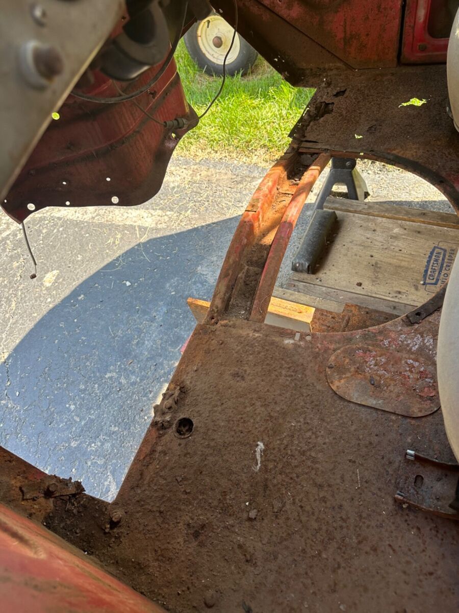 1951 International Harvester L120 - photo 11