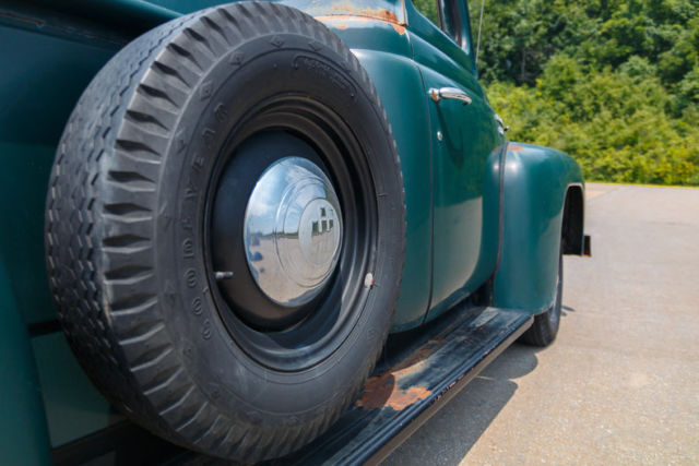 1951 International Harvester L-110 Pickup - photo 11