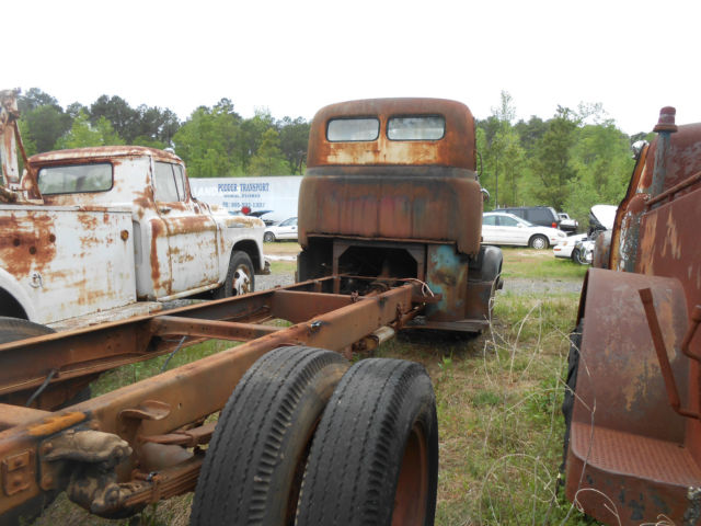 1951 International Harvester R160 - photo 3