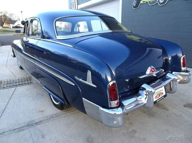 1951 Mercury Eight Sport Sedan Sport Sedan - photo 4