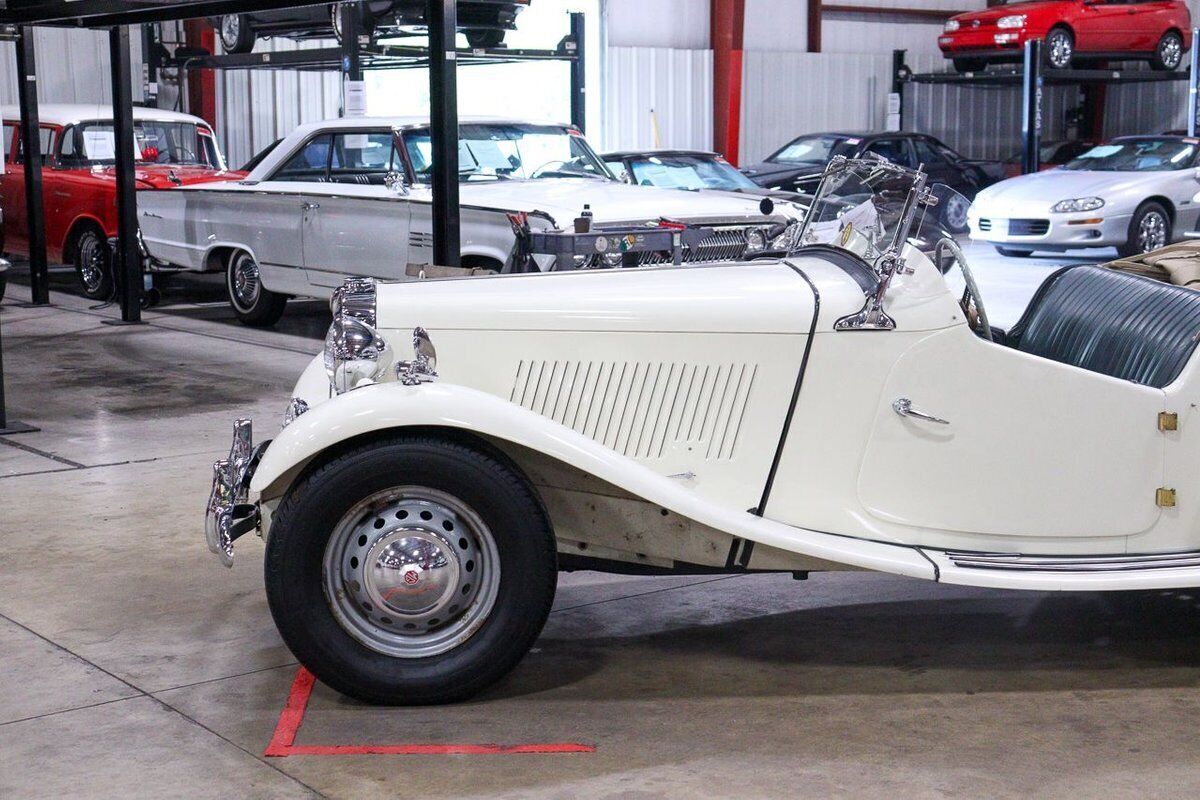 1951 MG T-Series Convertible - photo 2
