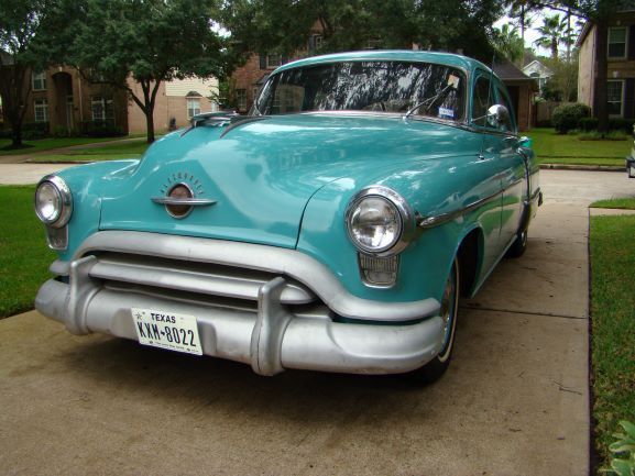 1951 Oldsmobile Eighty-Eight 4-Door - photo 2