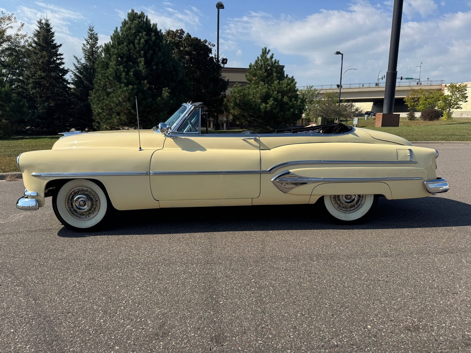 1951 Oldsmobile 98 Deluxe Convertible - photo 7
