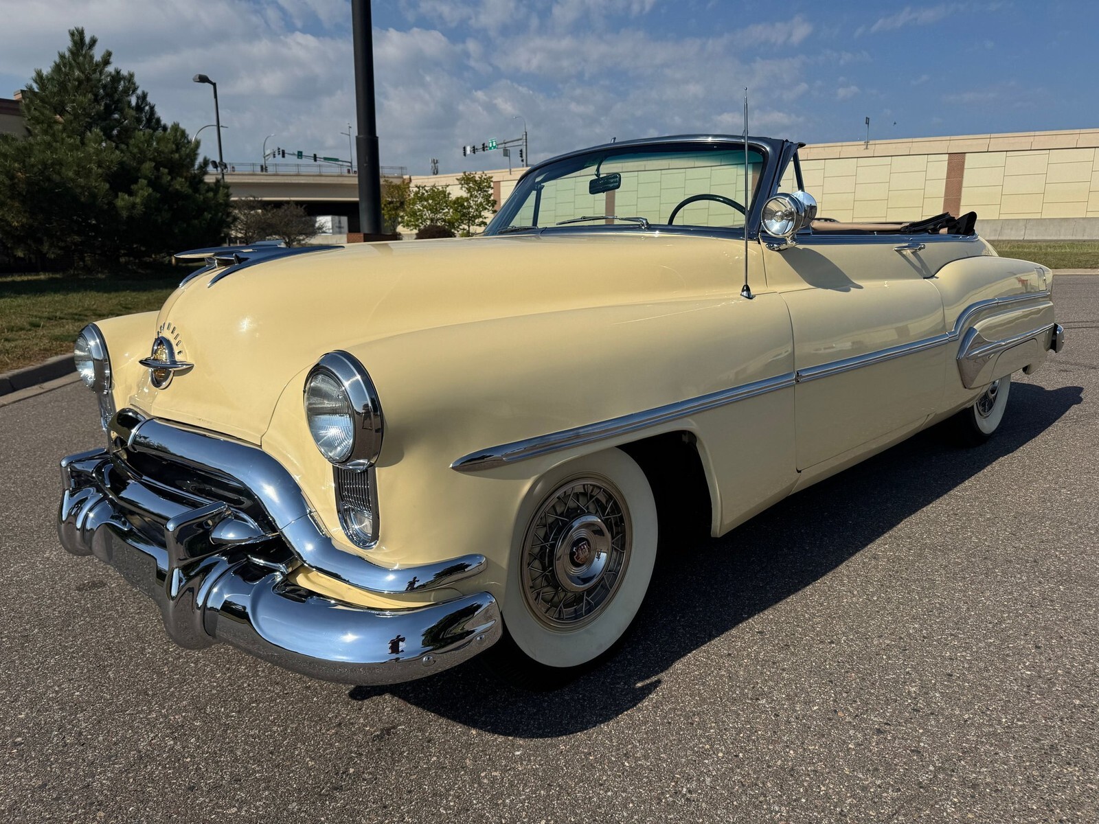 1951 Oldsmobile 98 Deluxe Convertible - photo 8