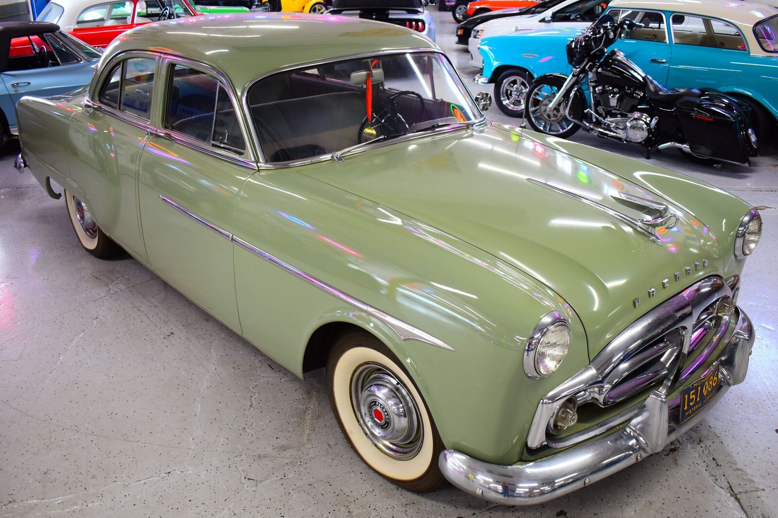 1951 Packard 200 Sedan - photo 2