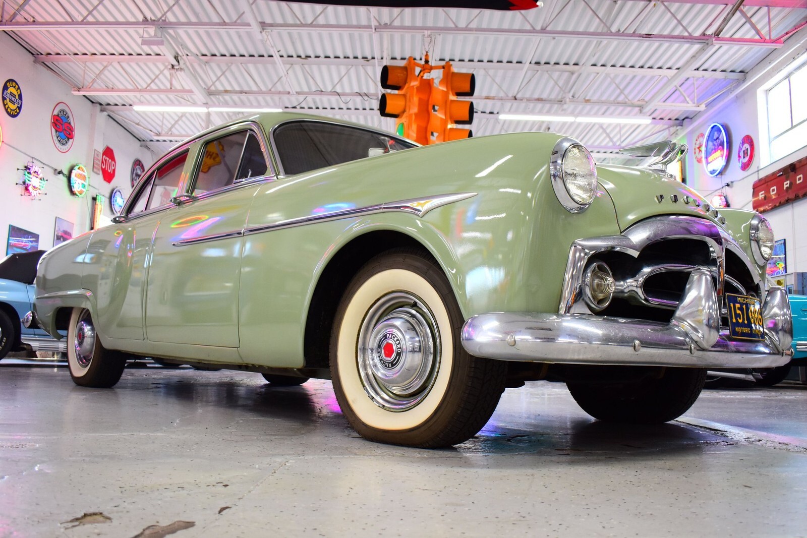 1951 Packard 200 Sedan - photo 3