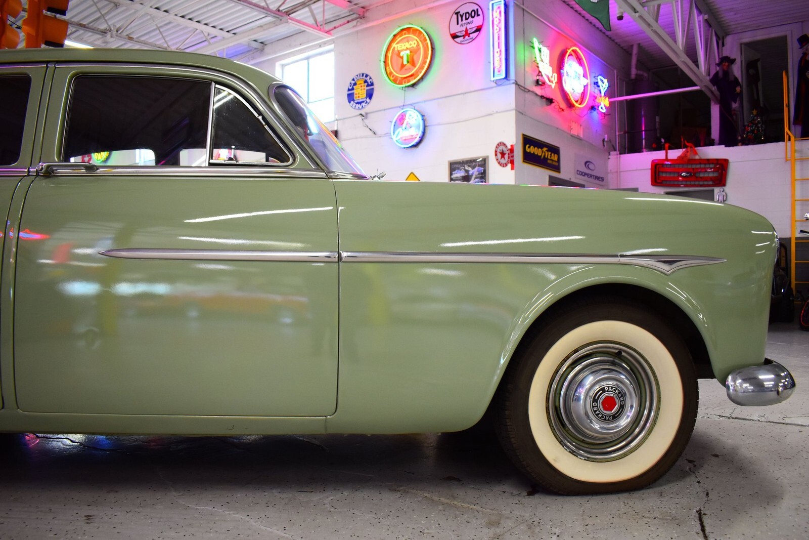 1951 Packard 200 Sedan - photo 8