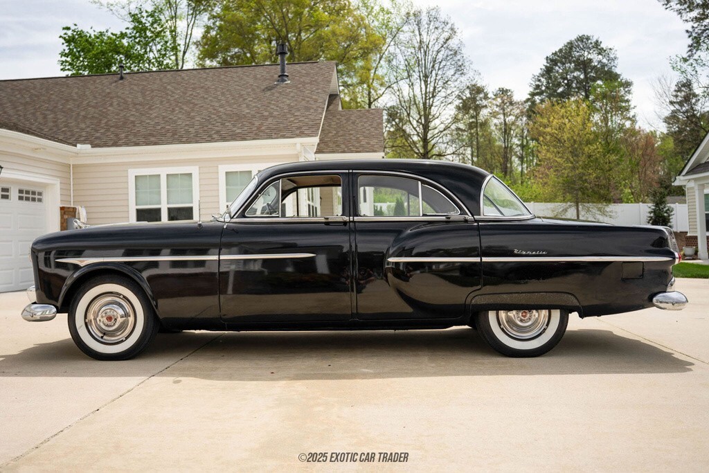 1951 Packard 300 Sedan - photo 3