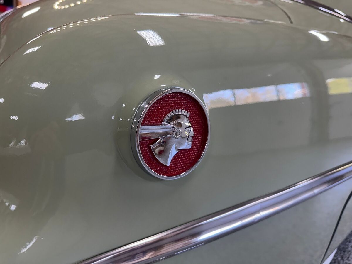1951 Pontiac Chieftain Super Eight 2dr Automatic - photo 13