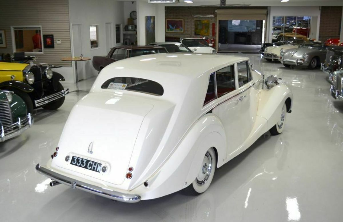 1951 Rolls-Royce Silver Wraith Hooper Touring Limousine - photo 11