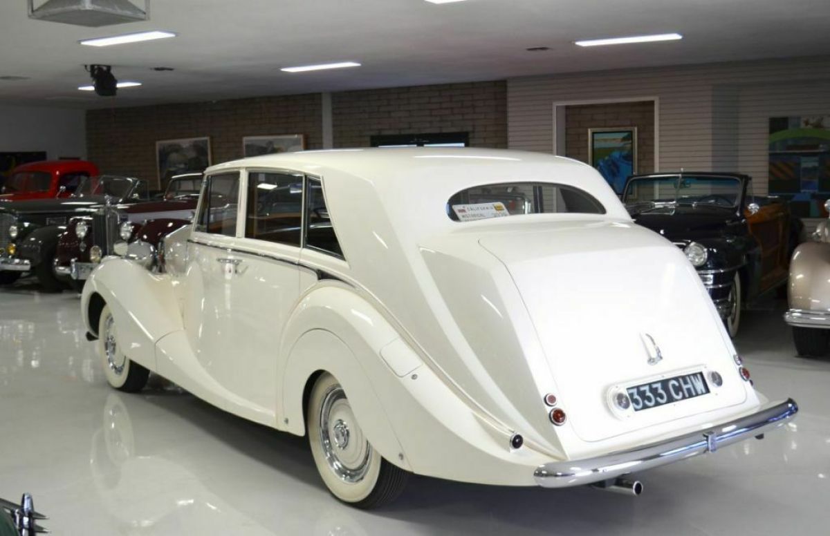 1951 Rolls-Royce Silver Wraith Hooper Touring Limousine - photo 9