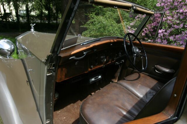 1951 Rolls-Royce Wraith Mulliner - photo 5
