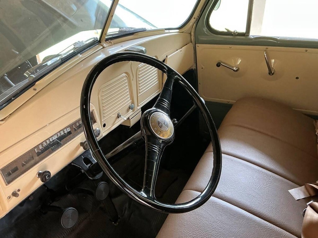 1951 Studebaker 2R5 - photo 4