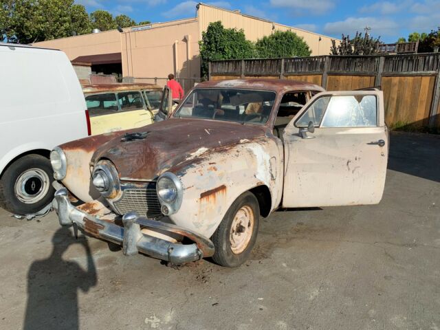 1951 Studebaker Champion Bullet Nose (4 Suicide Wing Doors) 1951 Studebaker Champion Bullet Nose