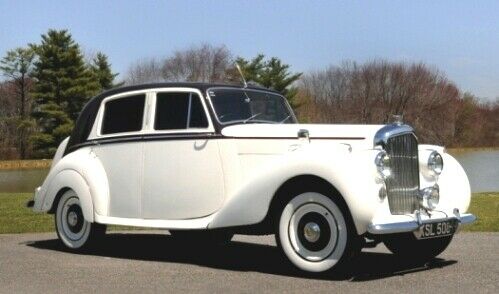 1951 White and Maroon Classic Bentley 1951 Bentley R Type