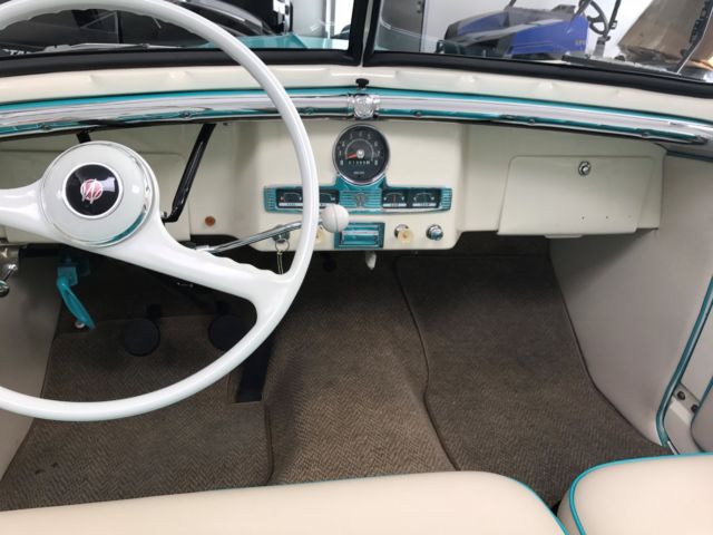 1951 Willys Jeepster - photo 7