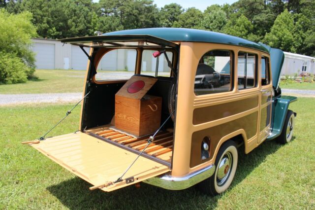 1951 Willys Station Wagon - photo 12