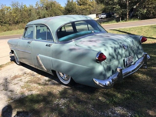 1952 Ford Customline - photo 2