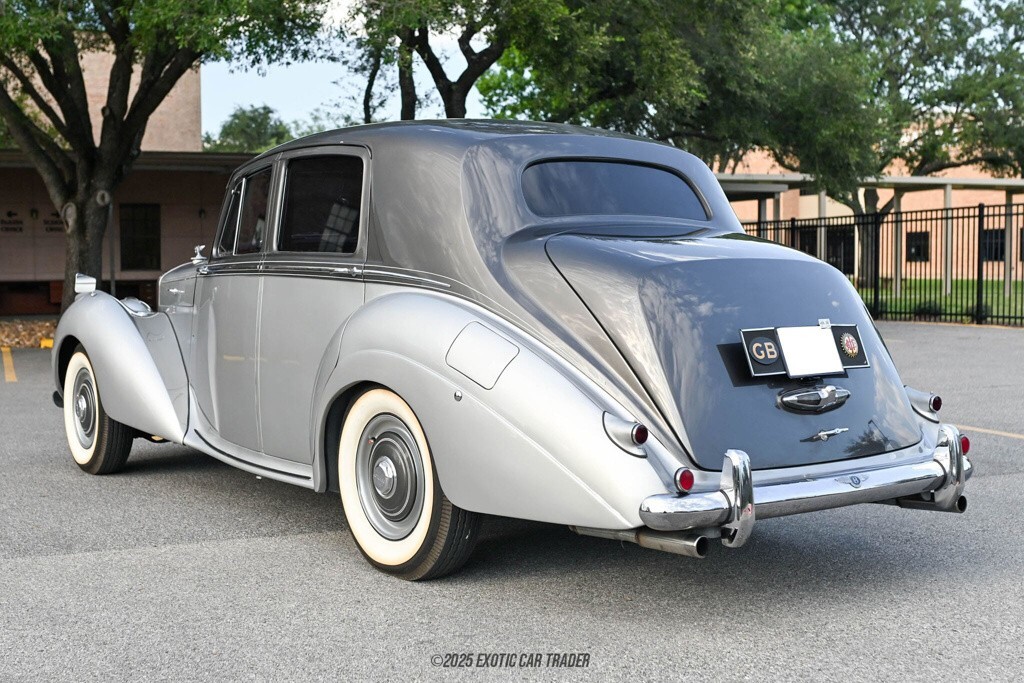 1952 Bentley R-Type - photo 6
