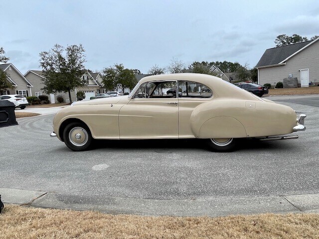 1952 Bentley R-Type Fastback - photo 3
