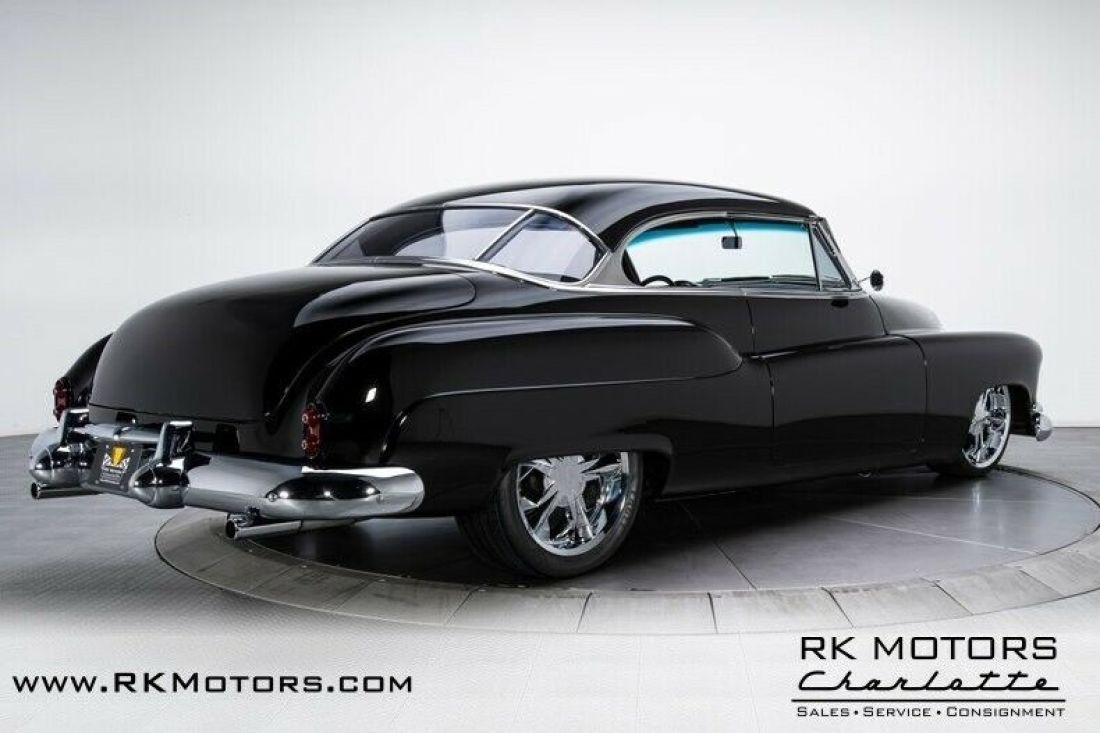 1952 Buick Custom - photo 2