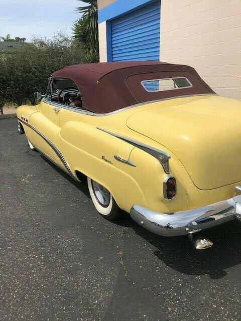 1952 Buick Super Convertible - photo 7