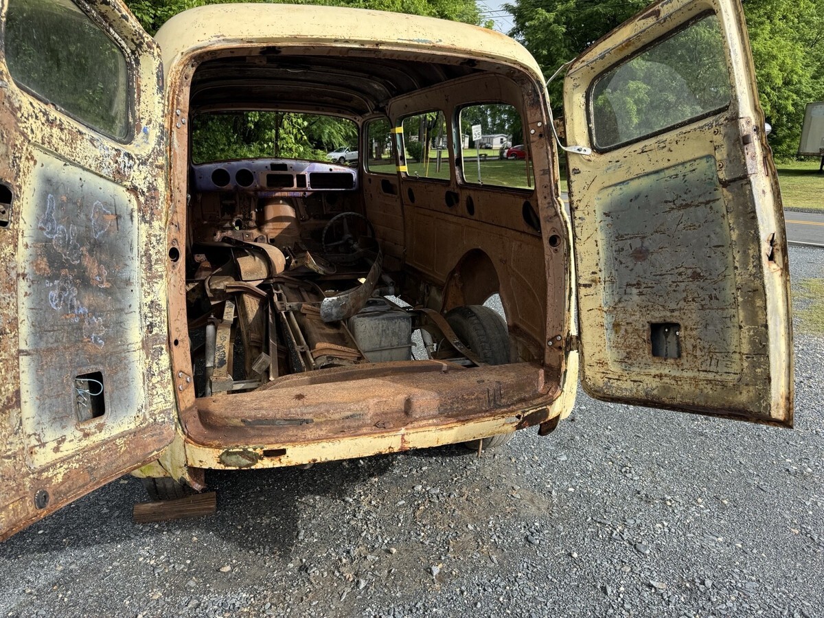 1952 Chevrolet 3100 3100 PATINA SUBURBAN PROJECT - photo 6