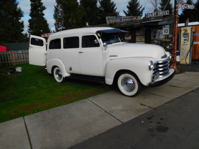 1952 CHEVROLET TRUCK VINTAGE SUBURBAN EXCELLENT DRIVER QUALITY 1952 Chevrolet Suburban