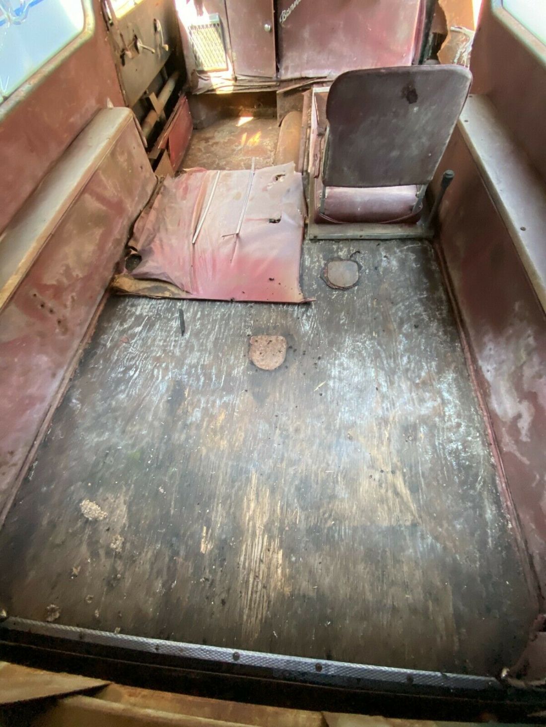1952 Chevrolet ambulance - photo 12