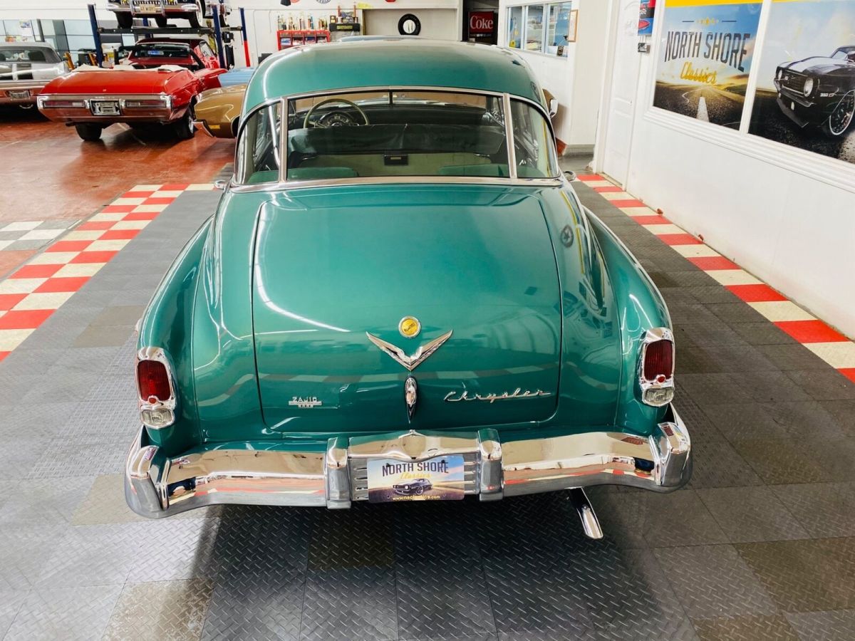 1952 Chrysler Saratoga -4 DR SEDAN - STUNNING RESTORATION - DRIVES EXCELL - photo 7
