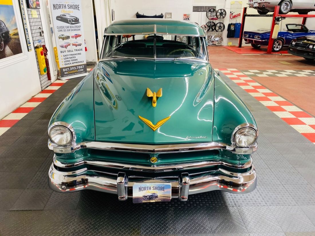 1952 Chrysler Saratoga -4 DR SEDAN - STUNNING RESTORATION - DRIVES EXCELL - photo 11