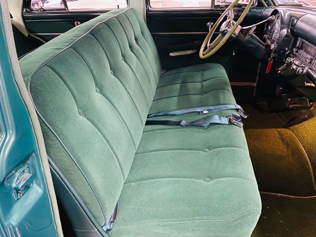 1952 Chrysler Saratoga -4 DR SEDAN - STUNNING RESTORATION - DRIVES EXCELL - photo 13