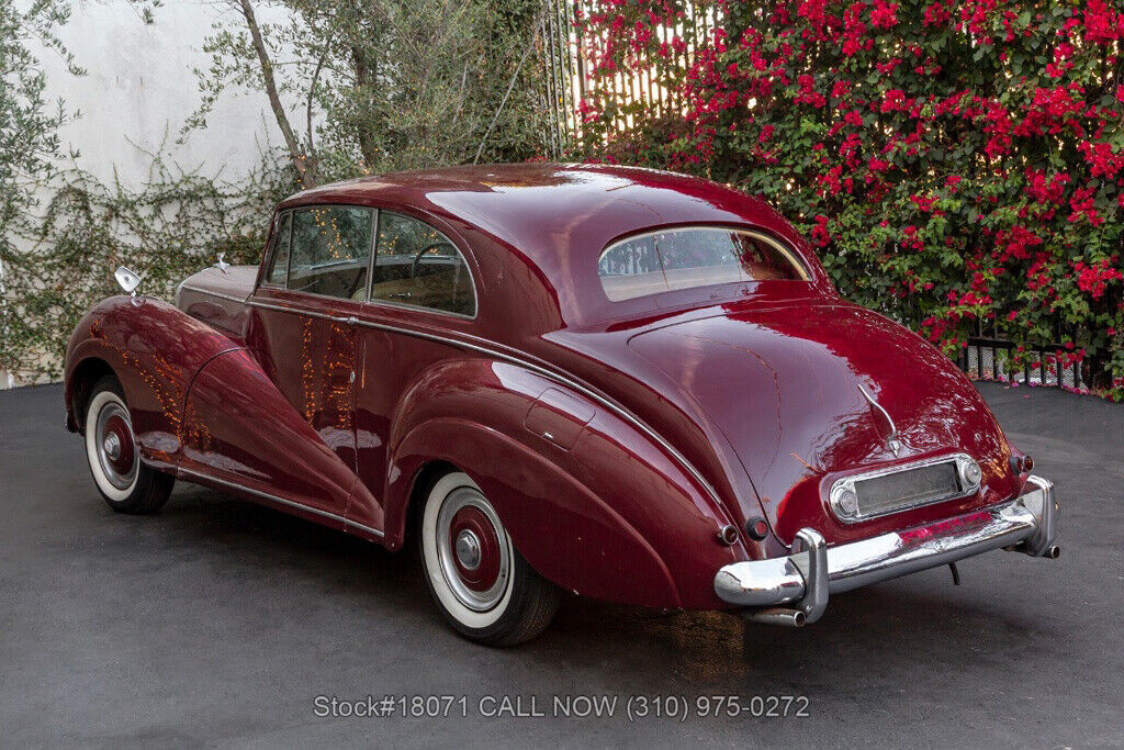 1952 Bentley Mark VI James Young Coupe Right-Hand-Drive - photo 7