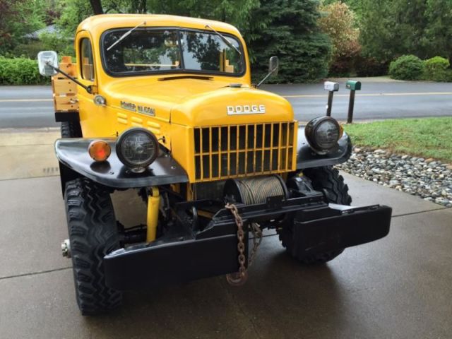 1952 Dodge Power Wagon - photo 2