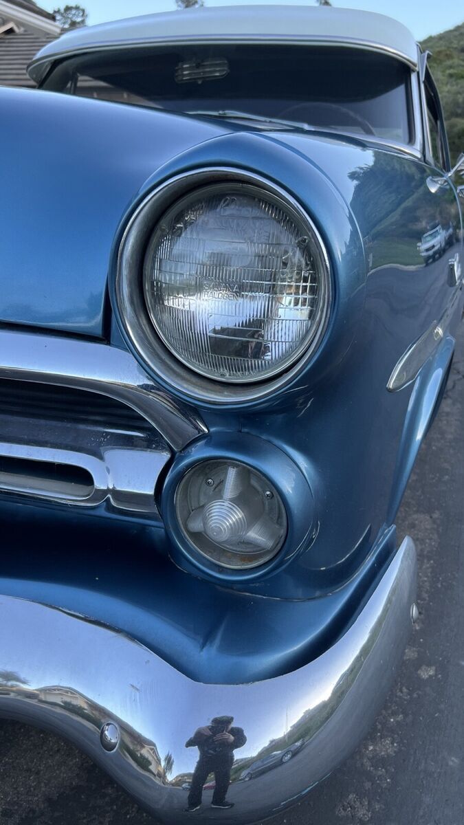 1952 Ford Crestline Victoria - photo 2
