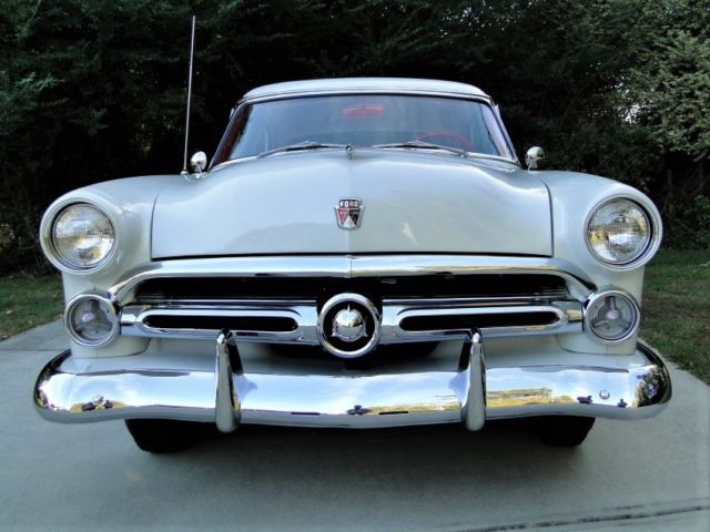 1952 Ford Crestline - photo 3