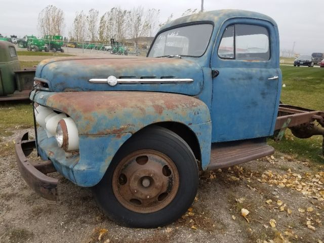 1952 ford f-5 cab and chassis 1952 Ford F-550